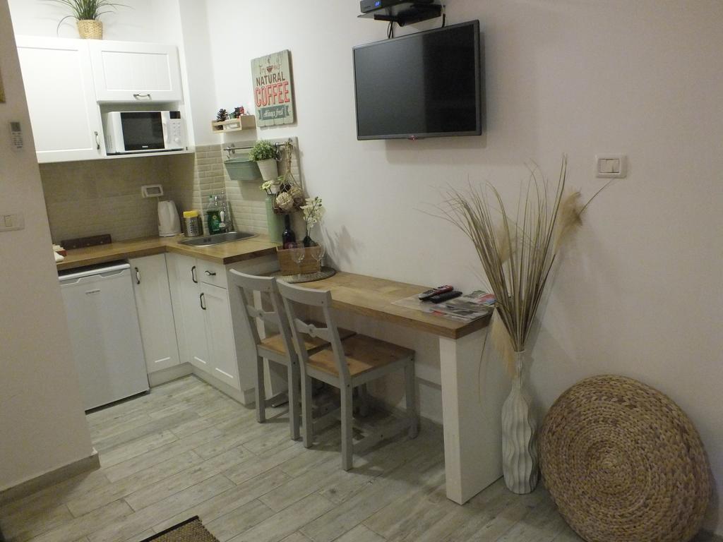 Banker'S Boutique Appartement Haifa Kamer foto