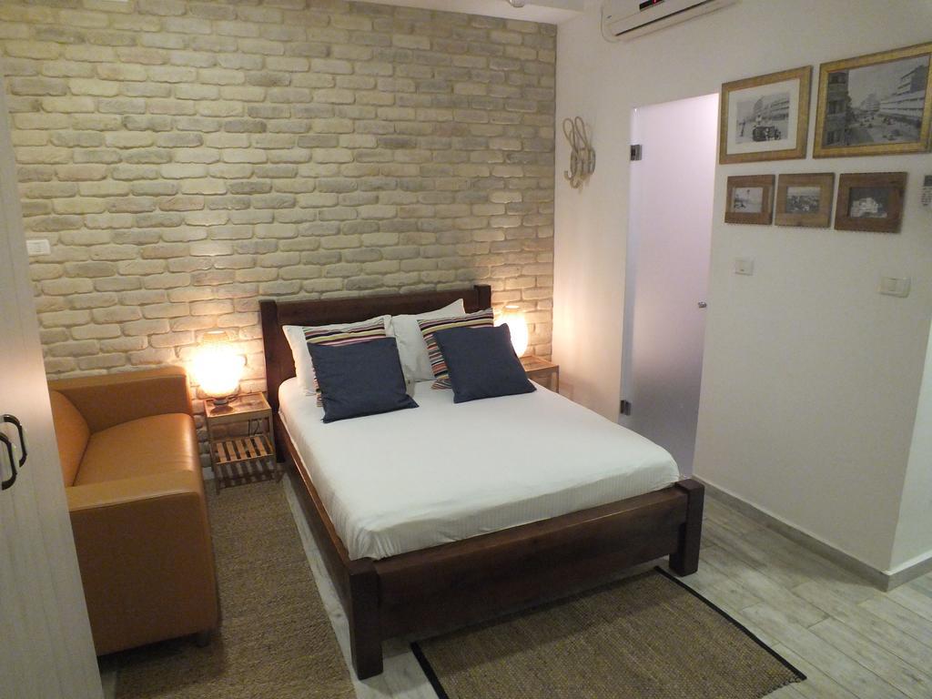 Banker'S Boutique Appartement Haifa Buitenkant foto