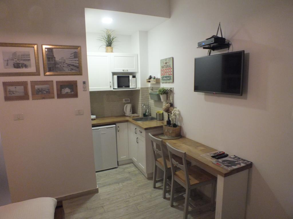 Banker'S Boutique Appartement Haifa Kamer foto