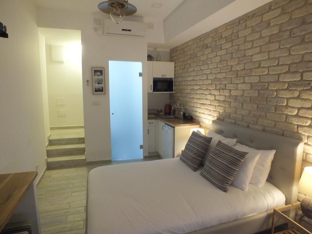 Banker'S Boutique Appartement Haifa Buitenkant foto