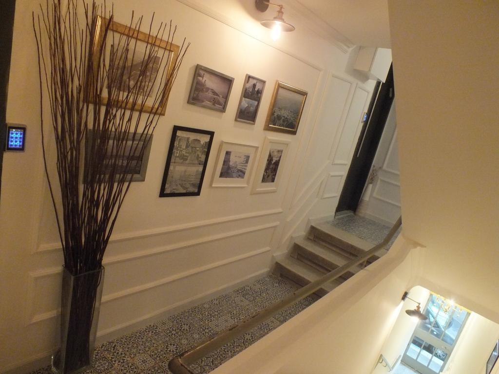 Banker'S Boutique Appartement Haifa Buitenkant foto