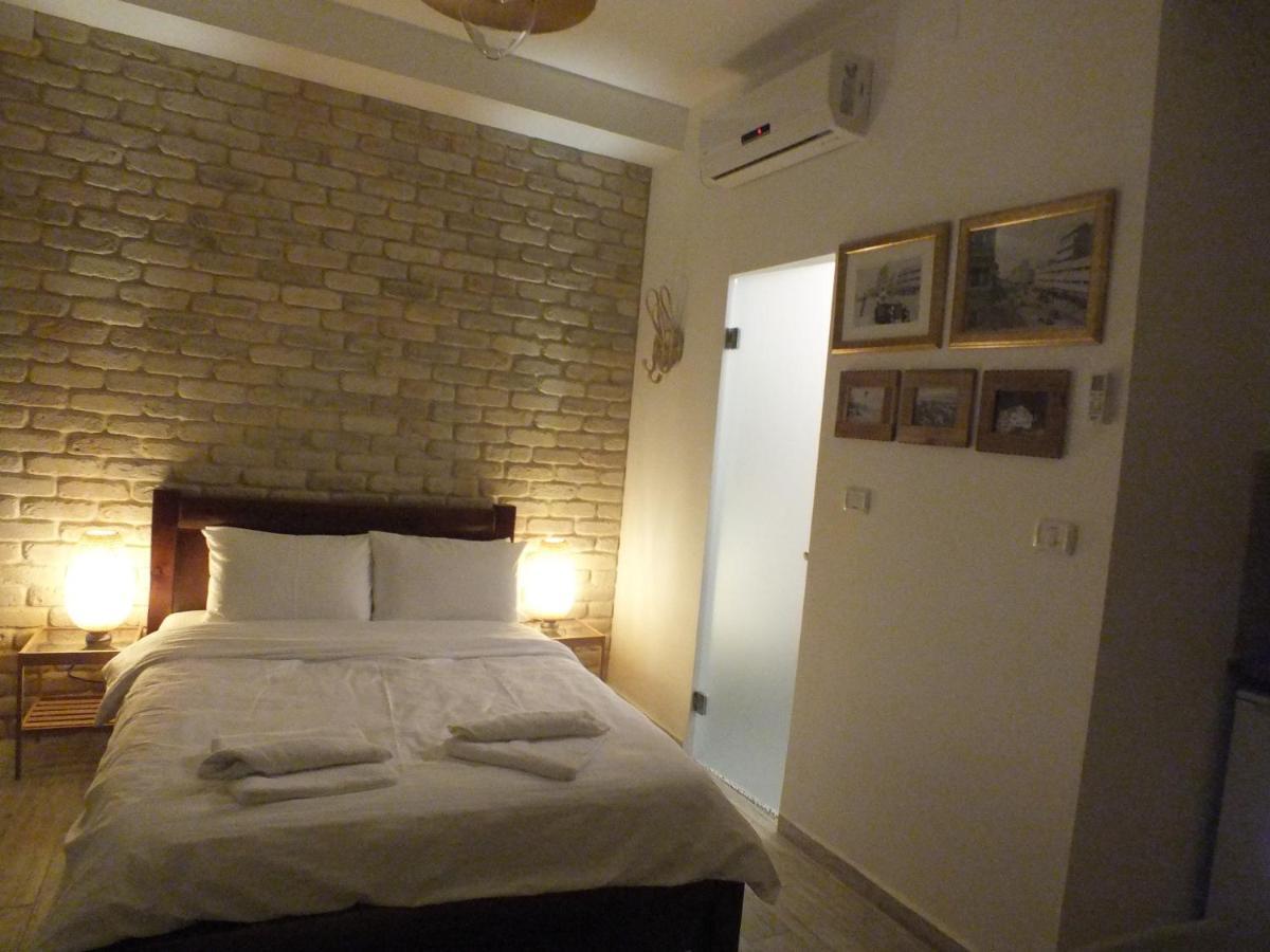 Banker'S Boutique Appartement Haifa Buitenkant foto